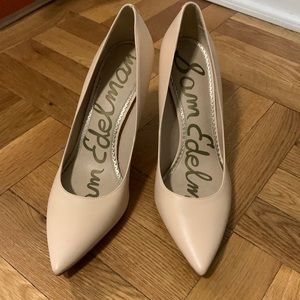 Sam edelman 2 inch pump never worn